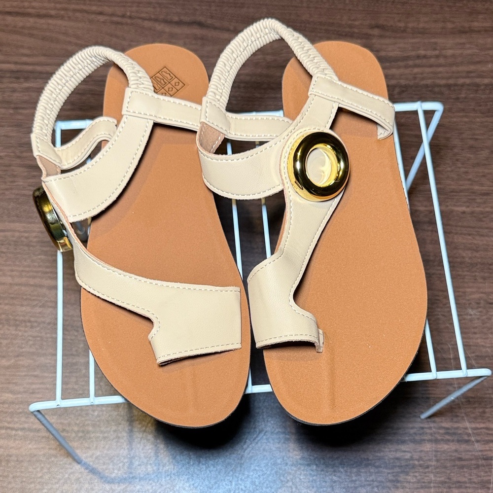NEW! Women's Flat Thong Sandals Ankle Strap Gold Tone Buckle Size 36 (US 5.5-6)